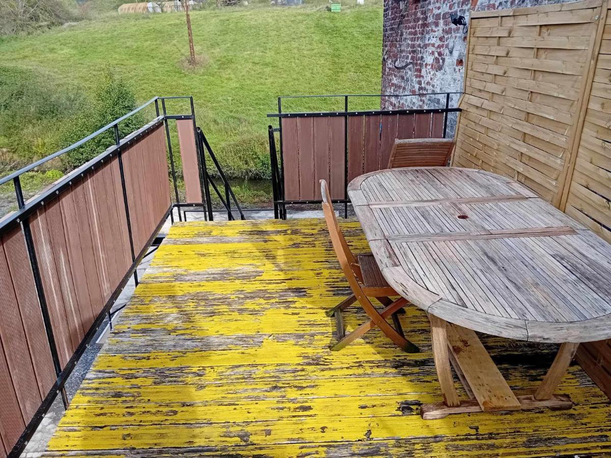 Grand Appartement Avec Terrasse Wignehies Luaran gambar